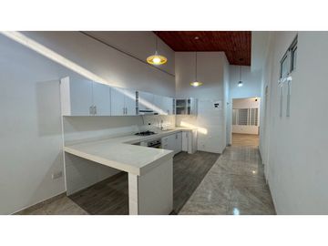 Casa remodelada de una planta en venta Barrio Uribe Palmira Valle