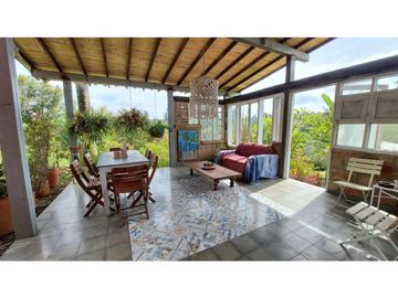 Encantadora Casa Campestre tipo loft en el Oriente Antioqueño