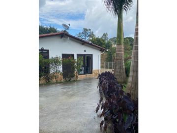 vendo casa finca campestre el Peñol  Antioquia 3.200 m2 uv FR