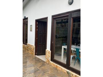 vendo casa finca campestre el Peñol  Antioquia 3.200 m2 uv FR