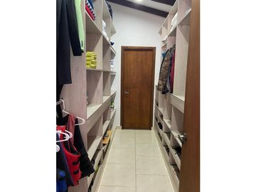 vendo casa finca campestre el Peñol  Antioquia 3.200 m2 uv FR