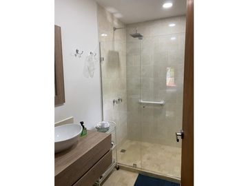 vendo casa finca campestre el Peñol  Antioquia 3.200 m2 uv FR