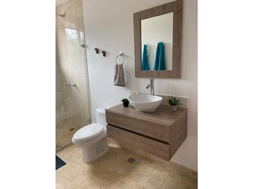 vendo casa finca campestre el Peñol  Antioquia 3.200 m2 uv FR