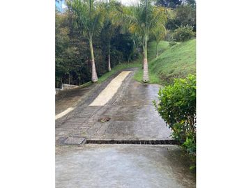 vendo casa finca campestre el Peñol  Antioquia 3.200 m2 uv FR