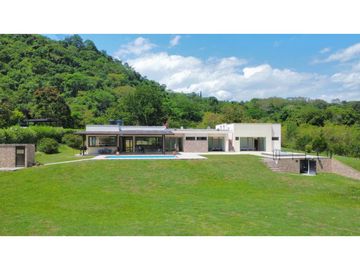 Villeta hermosa casa en venta