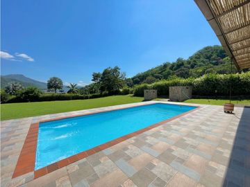 Villeta hermosa casa en venta