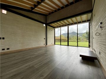 Casa Campestre Parcelación Vía La Ceja San Antonio