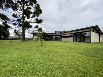 Casa Campestre Parcelación Vía La Ceja San Antonio
