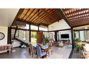Vendo Casa Campestre en El Retiro Antioquia