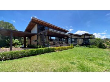 Vendo Casa Campestre en El Retiro Antioquia