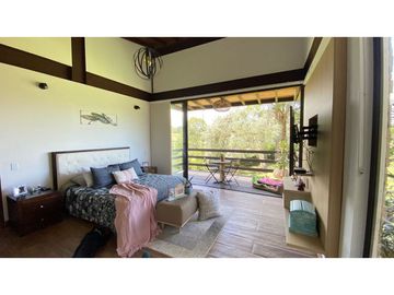 Vendo Casa Campestre en El Retiro Antioquia