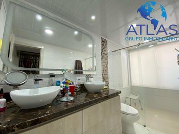 VENTA DE HERMOSA CASA EN CONJUNTO LAGOS DEL CACIQUE COD: 537