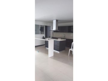 Casa Unifamiliar en venta en Las Flores Envigado