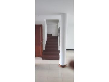 Casa Unifamiliar en venta en Las Flores Envigado