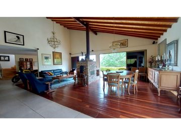 Vendo Casa Campestre en El Retiro Antioquia