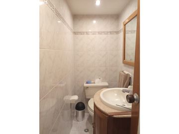 Venta de aparta-casa en Laureles  Medellin Antioquia