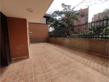 Venta de aparta-casa en Laureles  Medellin Antioquia