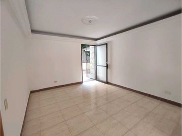 Venta de aparta-casa en Laureles  Medellin Antioquia