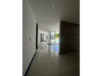 VENDO CASA CAMPESTRE EN CERRITOS
