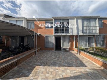 VENDO CASA EN VILLA VERDE PEREIRA