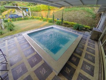 En Venta Hermosa Casa Campestre Boquerón-Dosquebradas