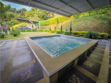 En Venta Hermosa Casa Campestre Boquerón-Dosquebradas