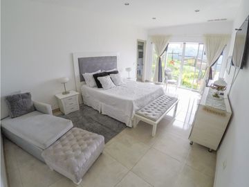 En Venta Hermosa Casa Campestre Boquerón-Dosquebradas