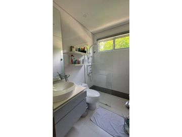 VENTA DE CASA LUJOSA  EN BARRIO LA CASTELLANA