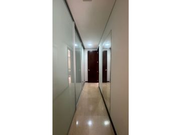 VENTA DE CASA LUJOSA  EN BARRIO LA CASTELLANA