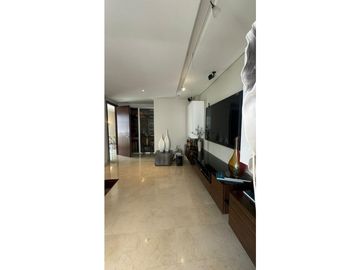 VENTA DE CASA LUJOSA  EN BARRIO LA CASTELLANA