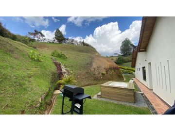 venta de casa campestre en El Retiro Antioquia
