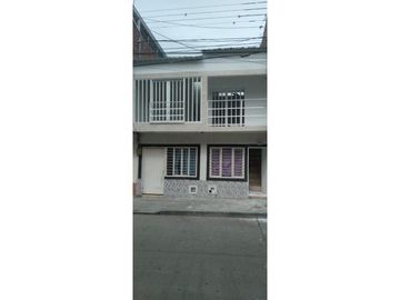 SE VENDE APTO EN CERRITOS VALLE