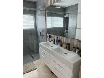 Apartamento Bocagrande sobre la bahia