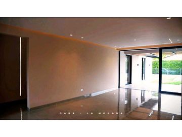 SE VENDE CASA EN LA MORADA, JAMUND TP
