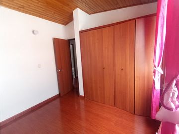 Vendo casa en conjunto cerrado en Chía