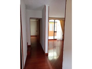 Vendo casa en conjunto cerrado en Chía