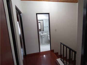 Vendo casa en conjunto cerrado en Chía