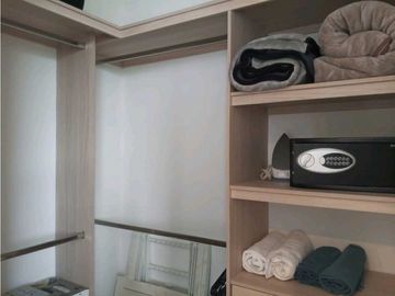 Permuta Apartamento Amoblado con permiso turistico Playa Salguero 005