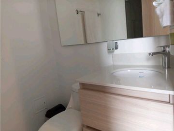 Permuta Apartamento Amoblado con permiso turistico Playa Salguero 005