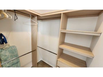 Permuta Apartamento Amoblado con permiso turistico Playa Salguero 005