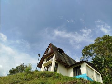 VENTA CASA CAMPESTRE VEREDA EL ARROYO VILLAMARA | CASA DE CAMPO