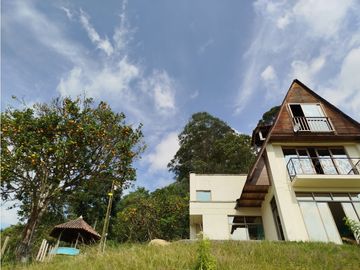 VENTA CASA CAMPESTRE VEREDA EL ARROYO VILLAMARA | CASA DE CAMPO