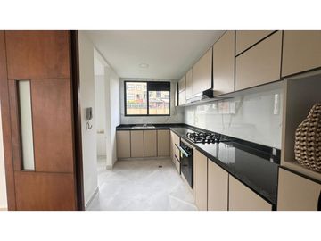 VENTA DE EXCLUSIVO APARTAMENTO EN SECTOR DE RIOMAR
