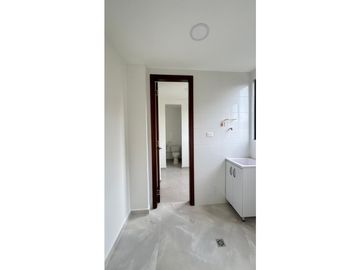 VENTA DE EXCLUSIVO APARTAMENTO EN SECTOR DE RIOMAR