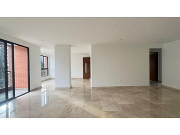 VENTA DE EXCLUSIVO APARTAMENTO EN SECTOR DE RIOMAR