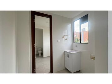 VENTA DE EXCLUSIVO APARTAMENTO EN SECTOR DE RIOMAR