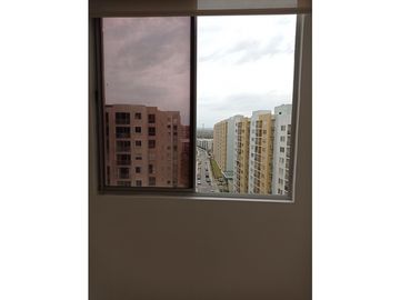 HERMOSO APARTAMENTO EN ALAMEDA DEL RIO PISO ALTO
