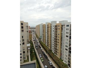HERMOSO APARTAMENTO EN ALAMEDA DEL RIO PISO ALTO