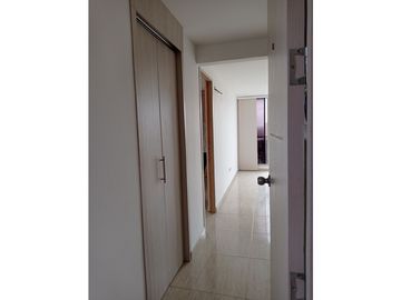 HERMOSO APARTAMENTO EN ALAMEDA DEL RIO PISO ALTO