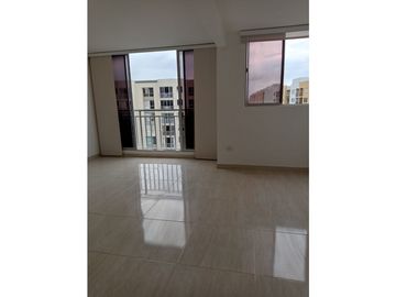 HERMOSO APARTAMENTO EN ALAMEDA DEL RIO PISO ALTO